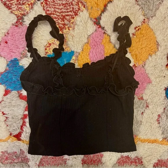 Forever 21 | Ruffled Tank - Picture 2 of 2